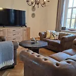 Henry - Auszeit Unter Alten Balken * アルンシュタット