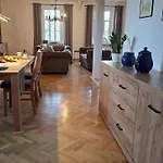 Henry - Auszeit Unter Alten Balken アパート