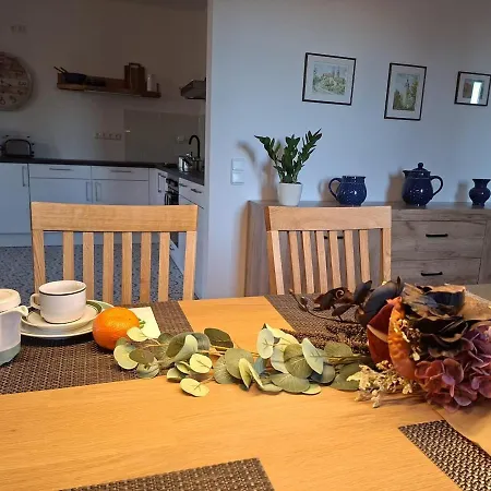 Henry - Auszeit Unter Alten Balken * Arnstadt