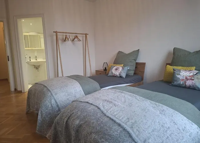 Henry - Auszeit Unter Alten Balken Arnstadt